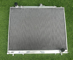 Wolrey Aluminum Radiator Fits Aftermarket Pajero/Montero/Shogun NM NP NS NT 2.8 3.2 Diesel V6 AT