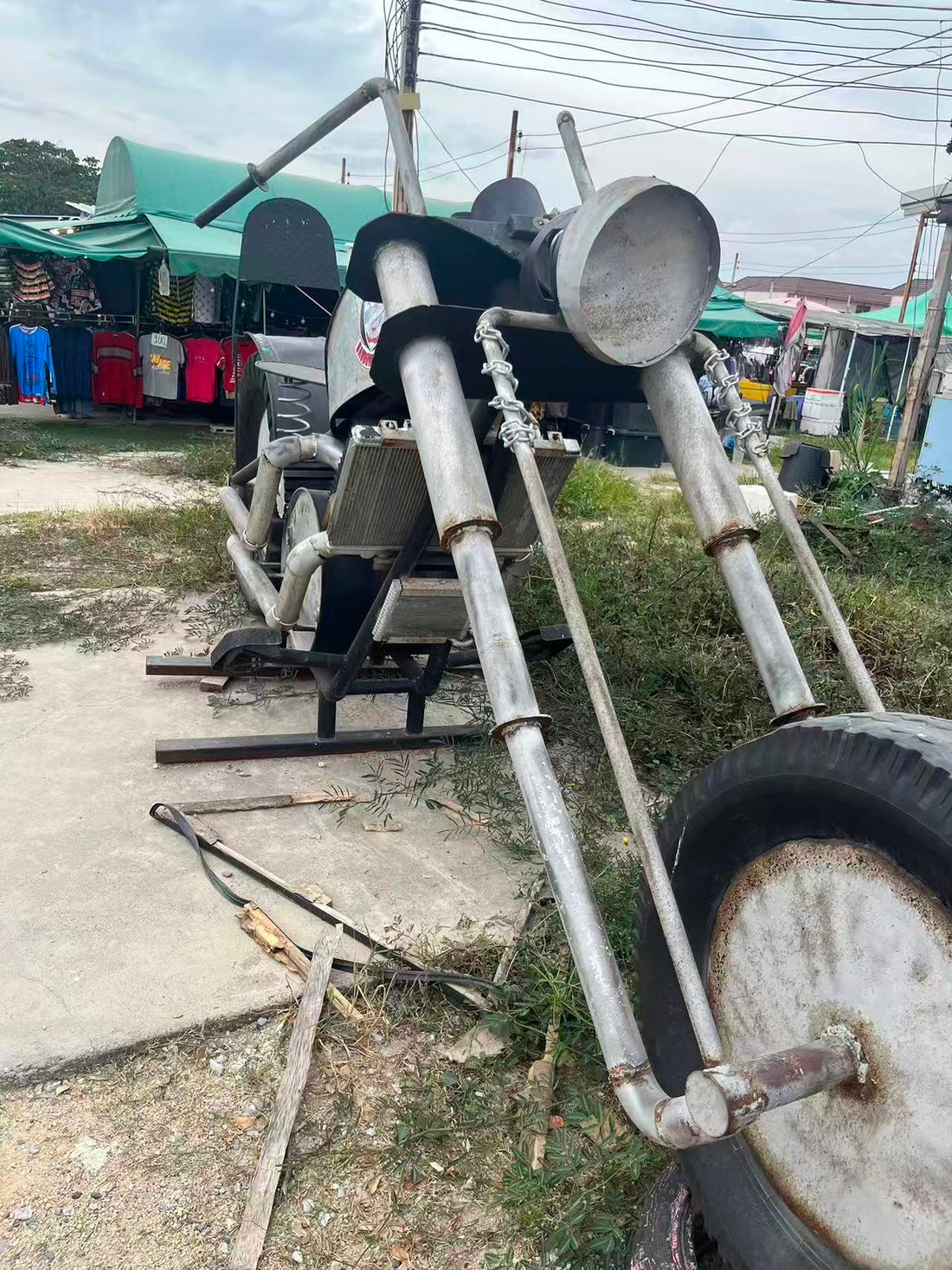 Thai Street Goes Wild for Giant Motorcycle with Unbelievable Radiator
