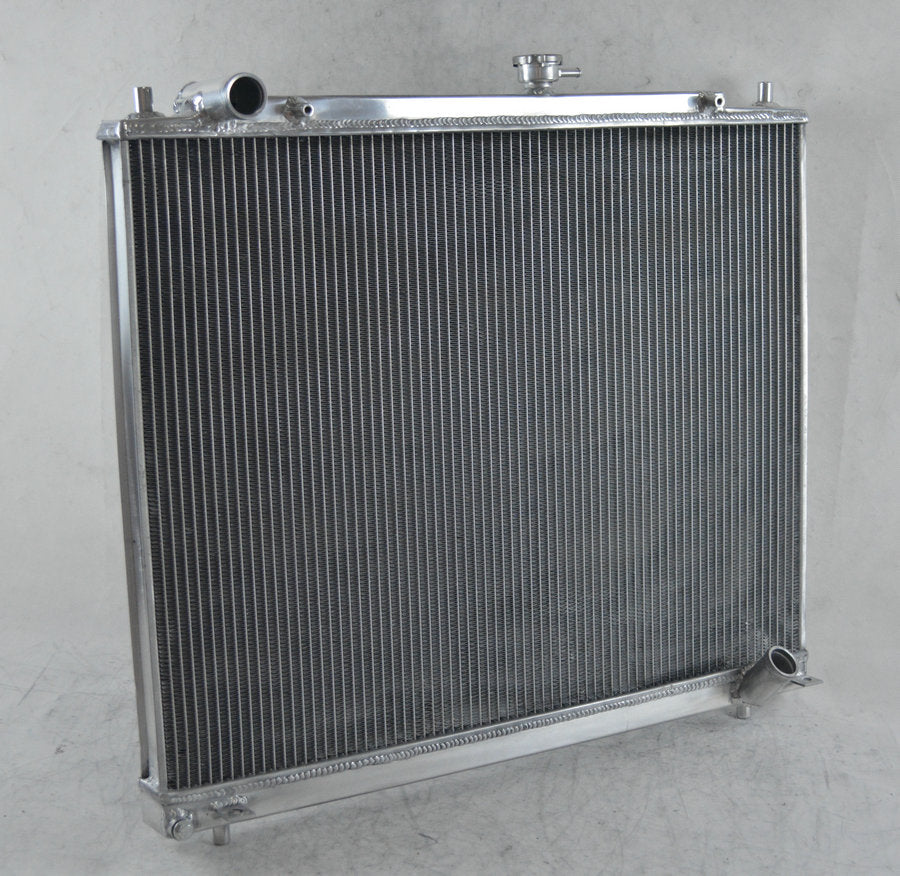 1Wolrey Aluminum Radiator Fits Aftermarket Pajero/Montero/Shogun NM NP NS NT 2.8 3.2 Diesel V6 