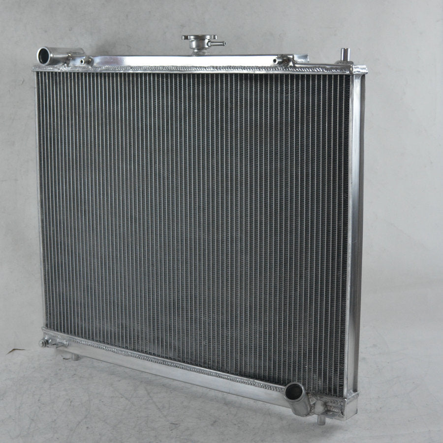 2Wolrey Aluminum Radiator Fits Aftermarket Pajero/Montero/Shogun NM NP NS NT 2.8 3.2 Diesel V6 