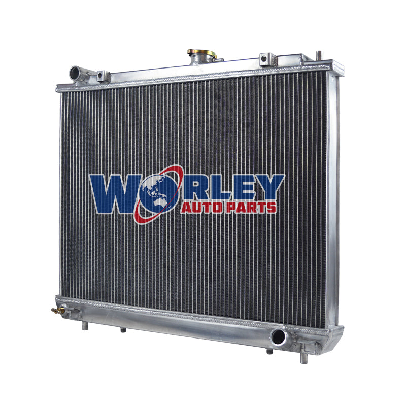 2Wolrey Aluminum Radiator Fits Pajero Montero Shogun NM NP NS NT 2.8 3.2 Diesel V6 AT