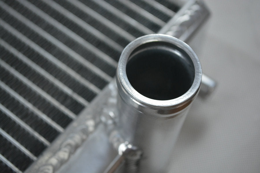 5Wolrey Aluminum Radiator Fits Aftermarket Pajero/Montero/Shogun NM NP NS NT 2.8 3.2 Diesel V6 