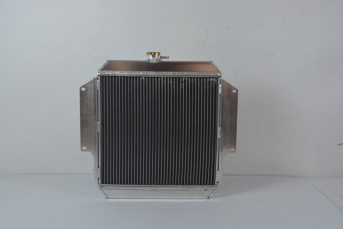 Wolrey Aluminum Radiator Fits SUZUKI SIERRA 2Dr SPFTOP / HARDTOP 1.3L SJ410/413 MT 1981-1996 1982 1983 1984 1985 1986 1987 1988 1989 1990 1991