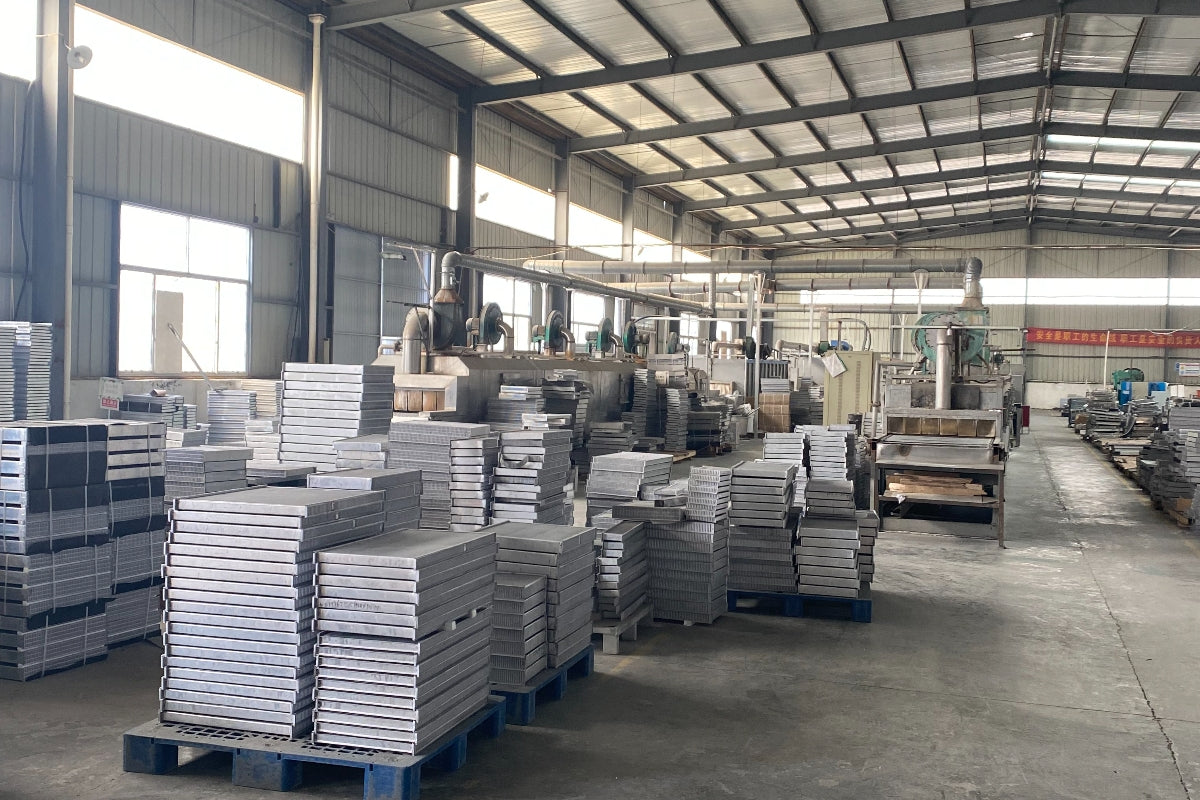 Worley_China_factory_manufacture_radiator_car_motorbike_ATV_warehouse_cooling_parts_wholesale_price